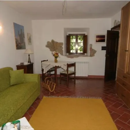 Casale Nel Borgo Apartamento *